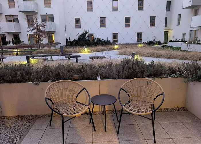 Apartment Braniborska Golden Gate